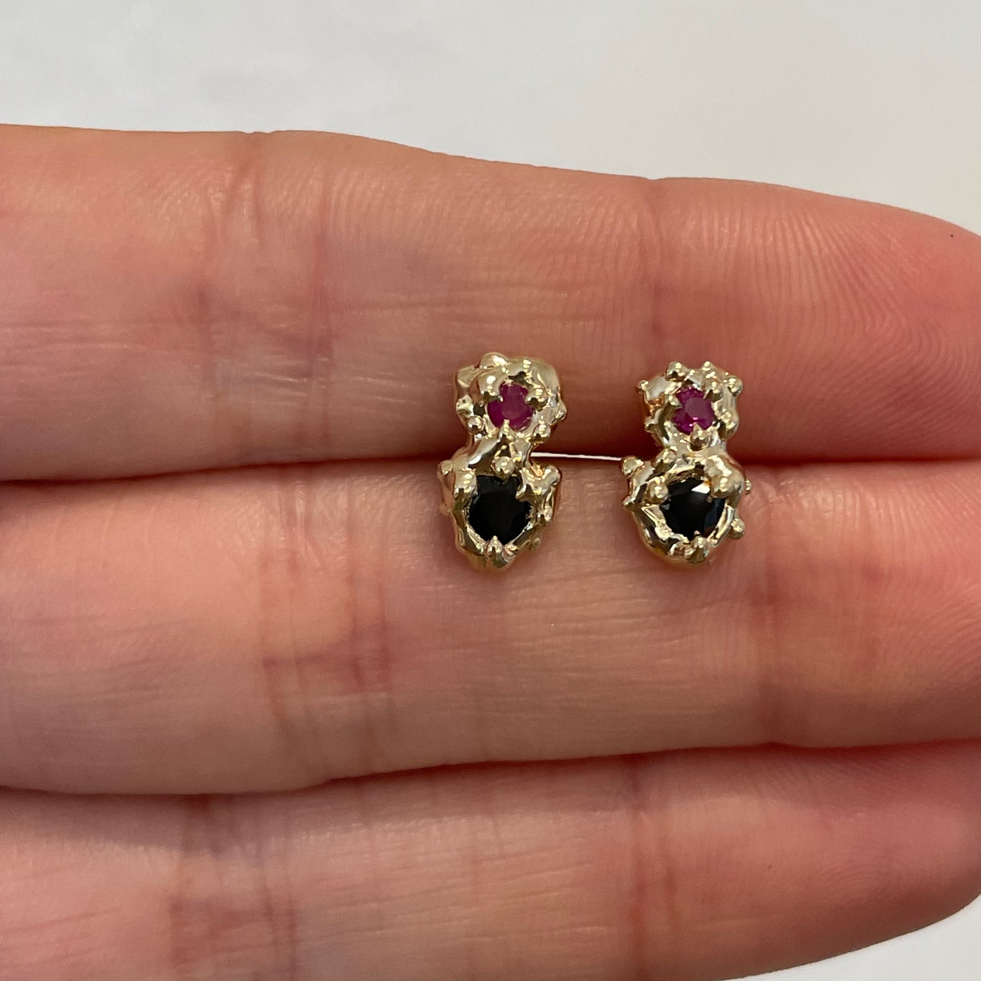 Sapphire Duo Stud, 14k