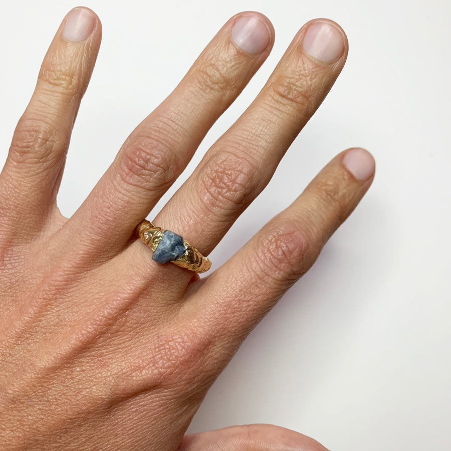 handmade sapphire ring